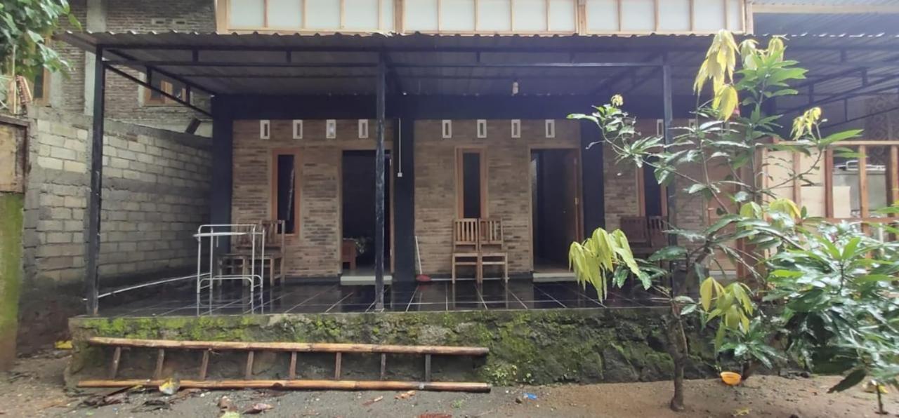Homestay Kurnia Bantul Exterior foto